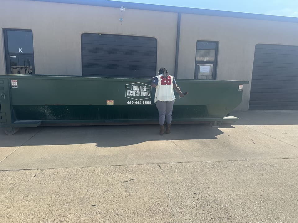 FE Logistics crew on a hauling job site in Texas